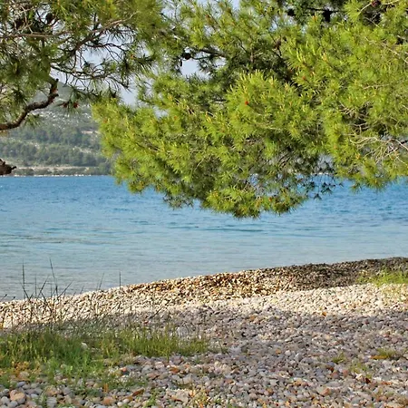 בית נופש Seaside House מאלי סטון