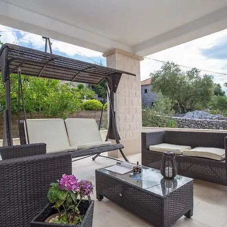 Seaside House * מאלי סטון